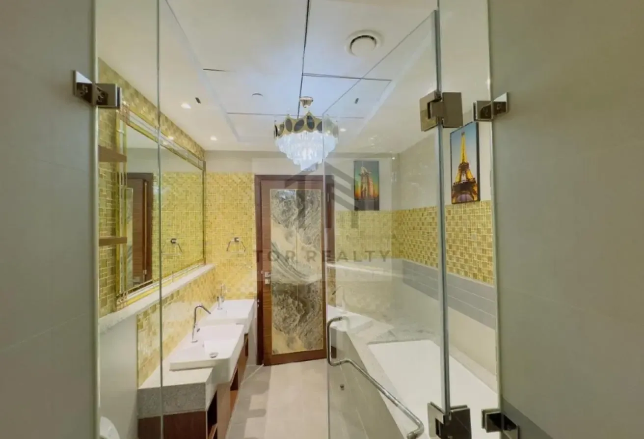 Stylish 1BR Upgraded | Furnished | Negotiable