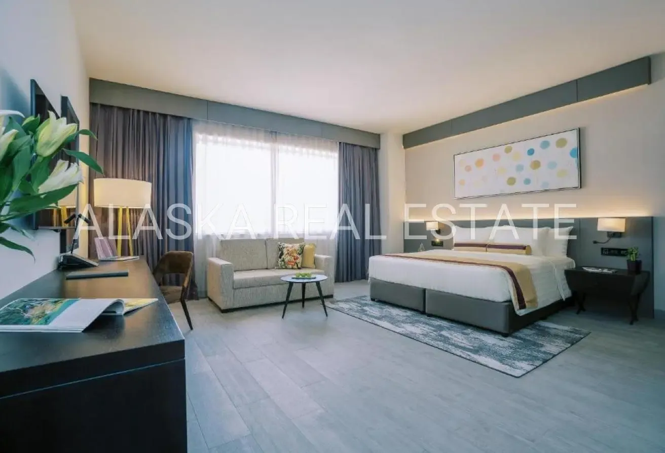 5-Star Amenities | Bills Included | Best Location
