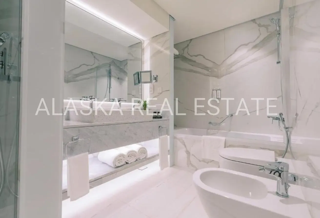 Ideal location | Bills Included | Best Rate
