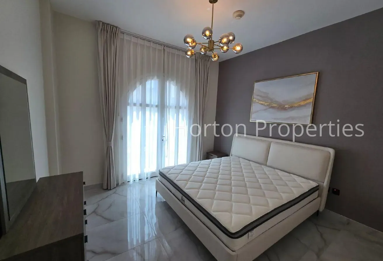FULLY FURNISHED I SPACIOUS I PRIME LOCATION