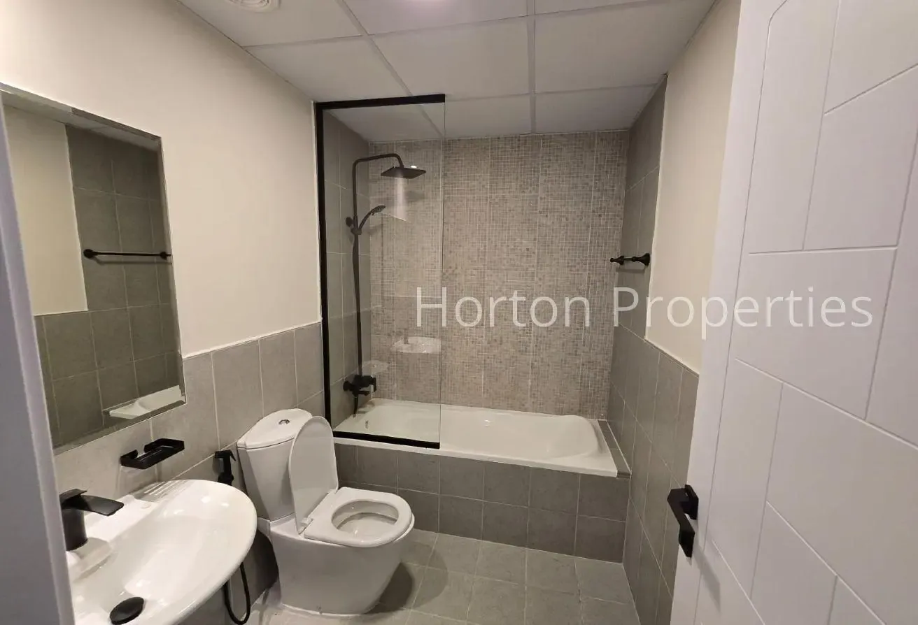 FULLY FURNISHED I SPACIOUS I PRIME LOCATION