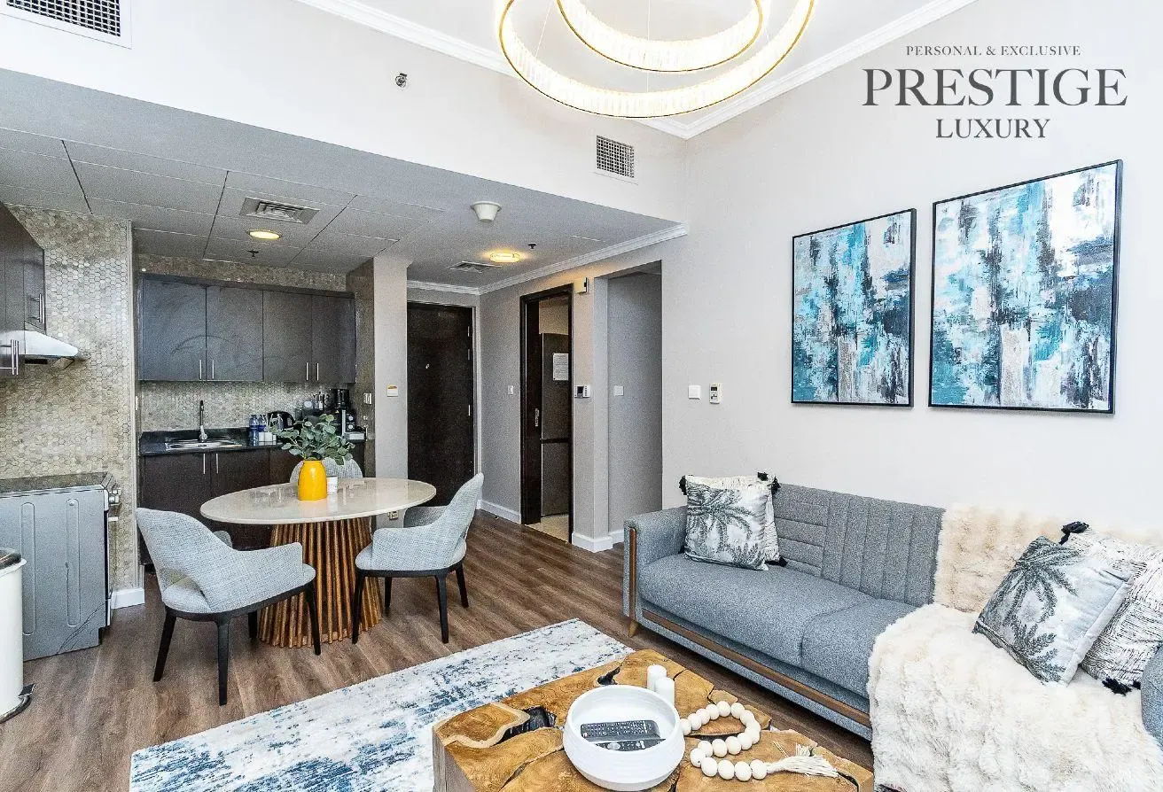 Fully Furnished | 2BR Upgraded | Community View