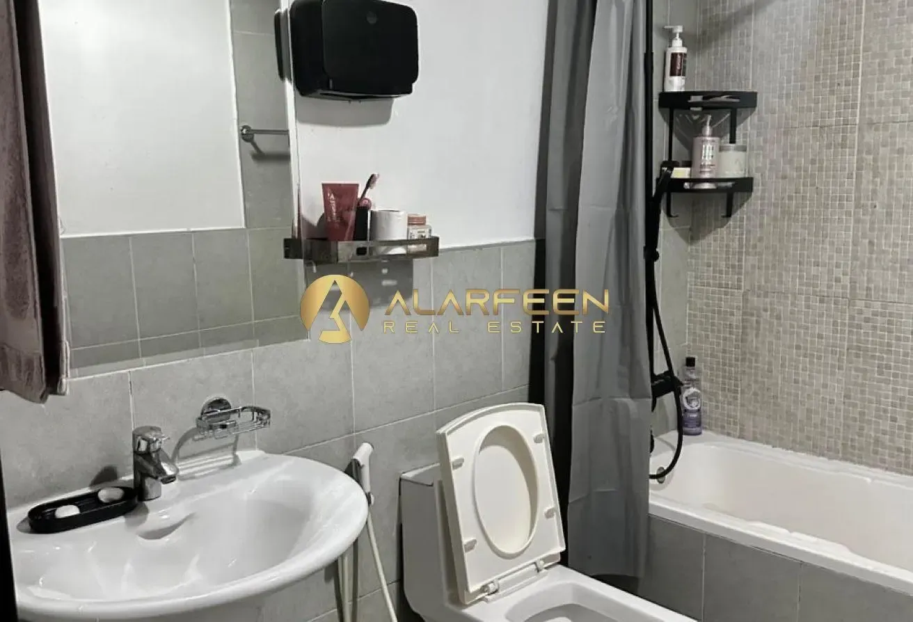 Classic 2BHK | Maid + Store | Fully Furnished