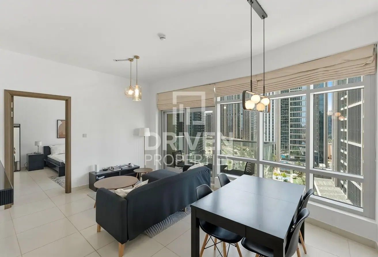 Ready to move in | Mid Floor | Prime Location