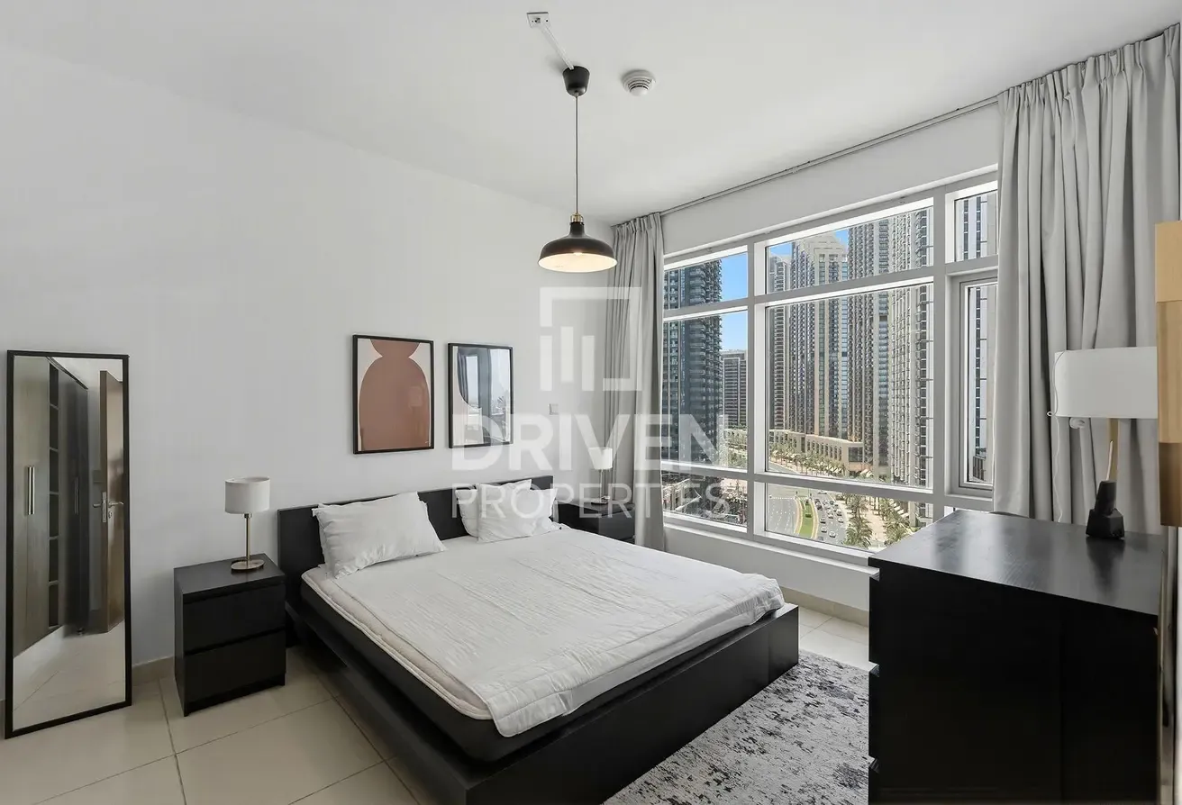 Ready to move in | Mid Floor | Prime Location