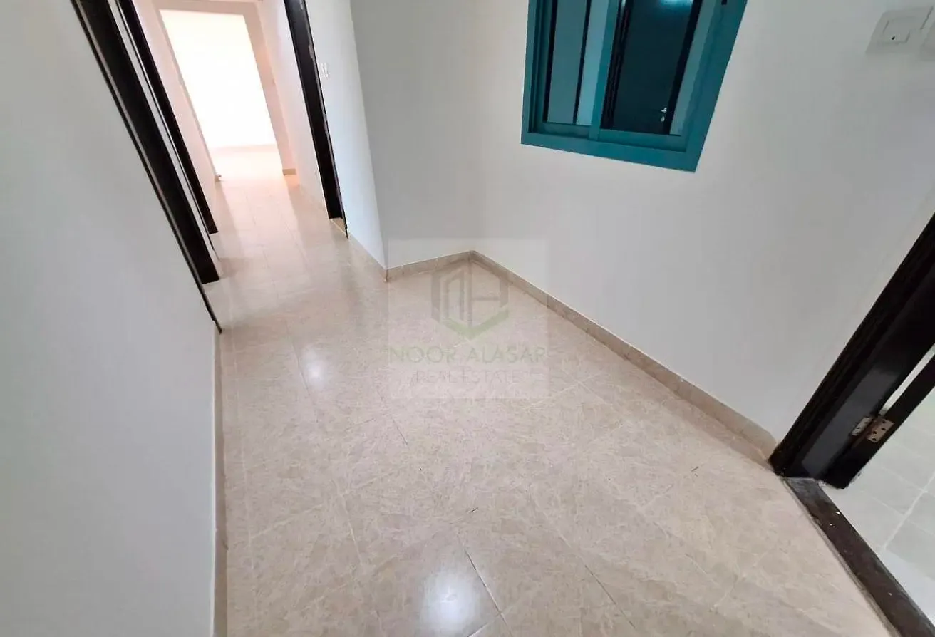 Bright & Spacious 3BHK | Metro Connectivity | 90K