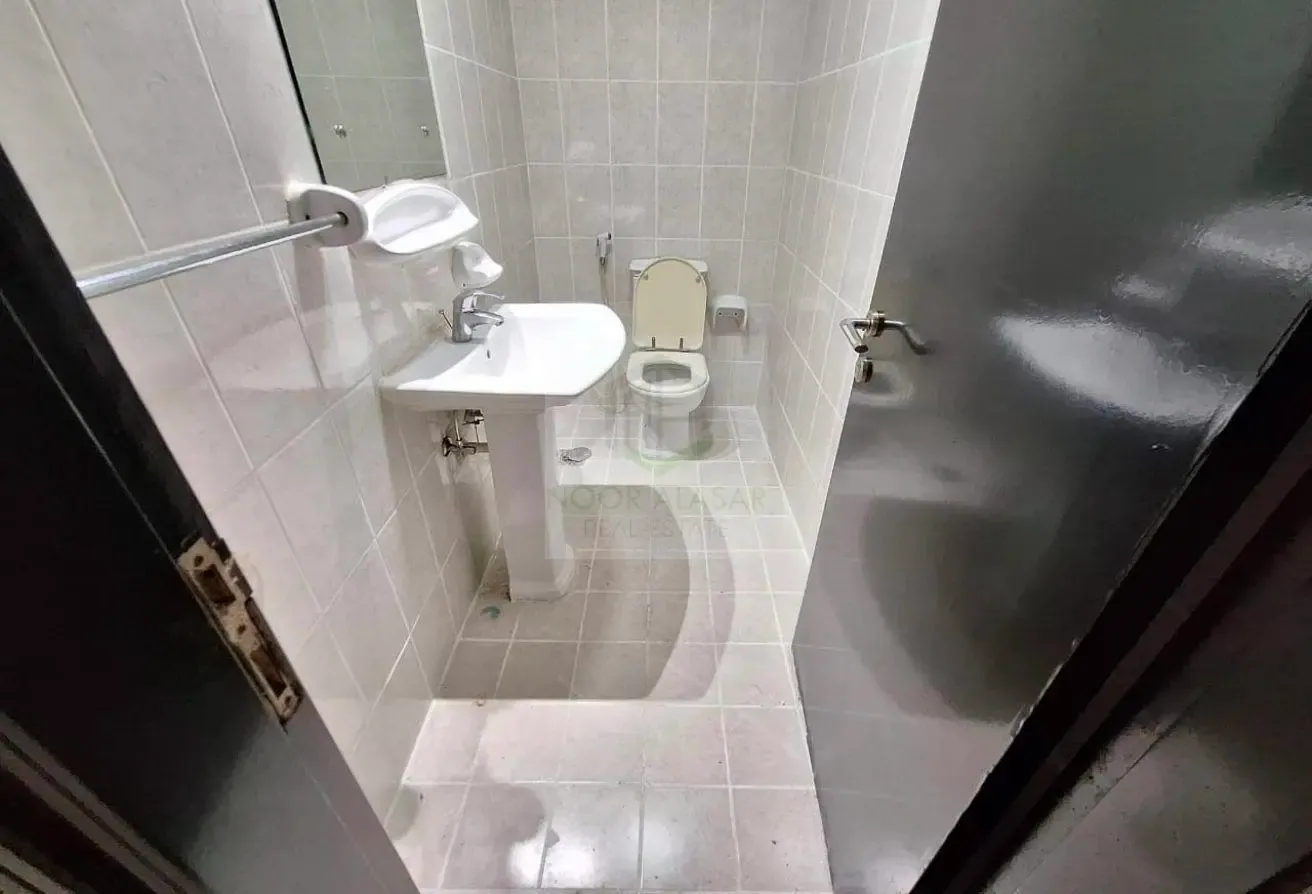 Luxury Style 2BHK | Metro Nearby| Affordable Rent