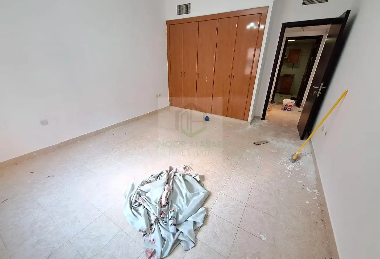 Best Deal! Spacious 1BHK Near Metro Station