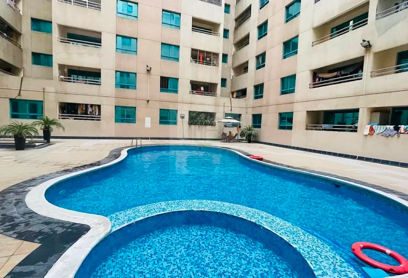 Best Deal! Spacious 1BHK Near Metro Station