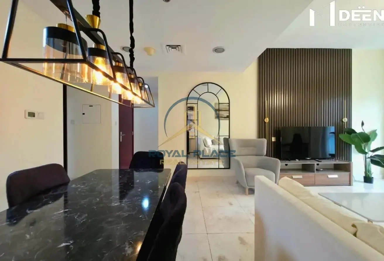 1 BR Apartment in Business Bay with Water View