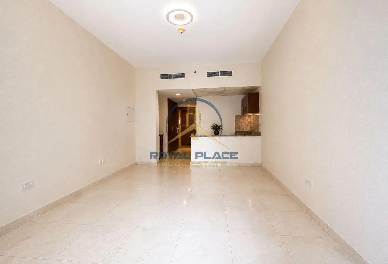 Fully Furnished | Prime Studio | Vacant