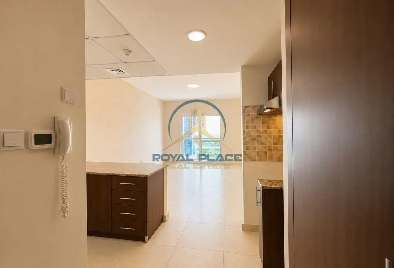 Fully Furnished | Prime Studio | Vacant