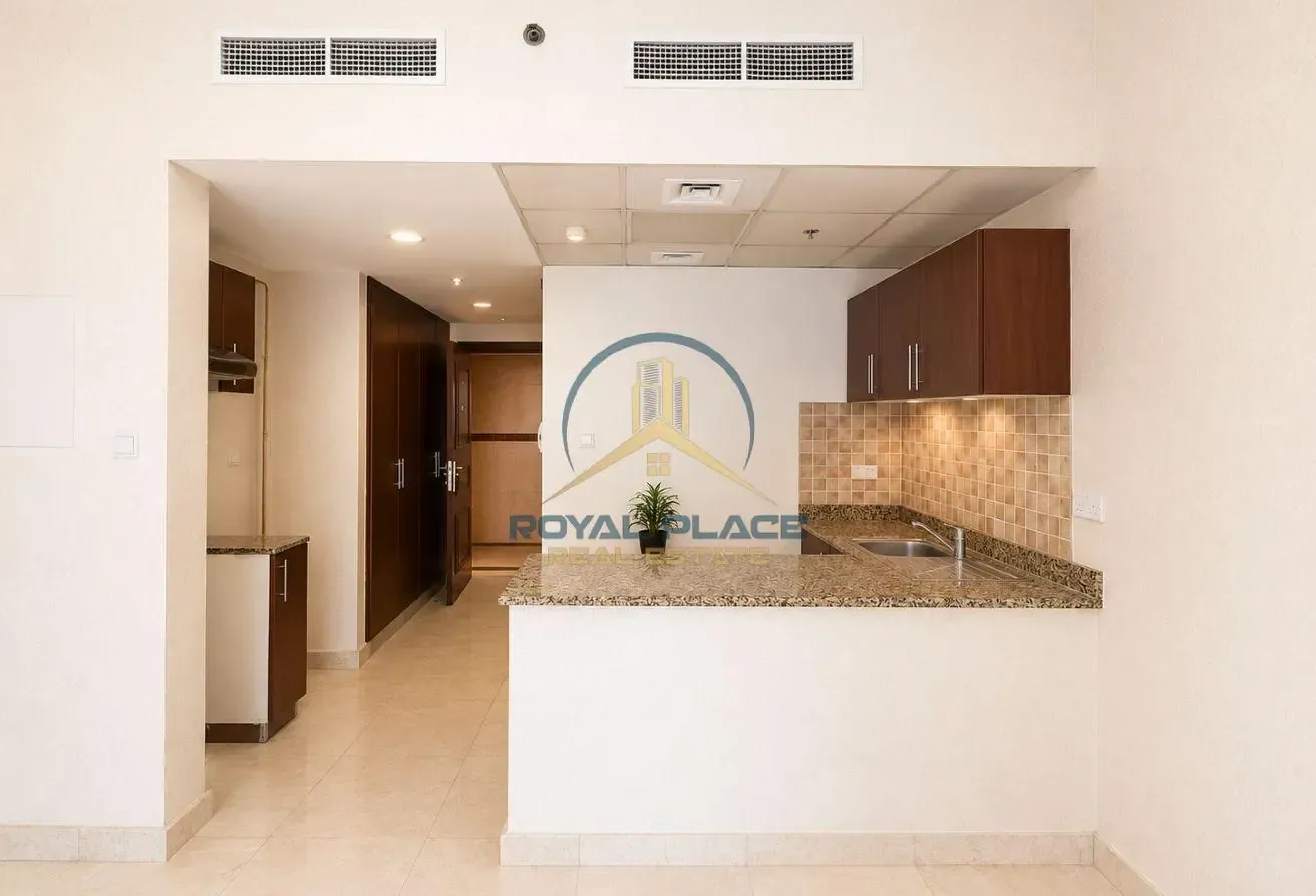 Fully Furnished | Prime Studio | Vacant