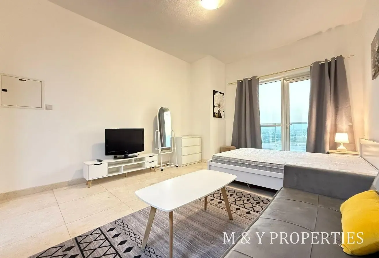 Vacant Furnished Studio in Business Bay