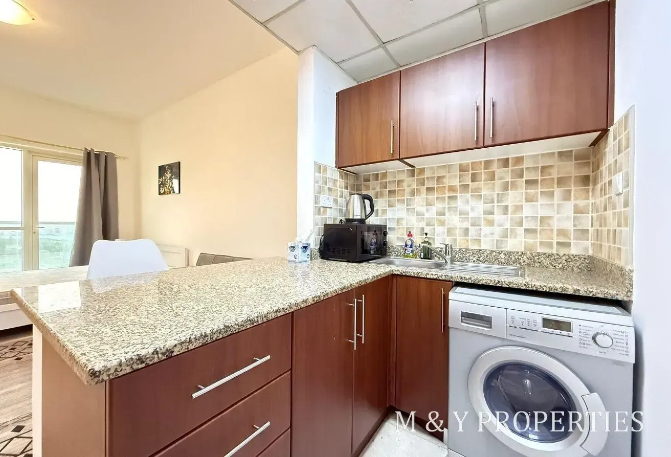 Vacant Furnished Studio in Business Bay