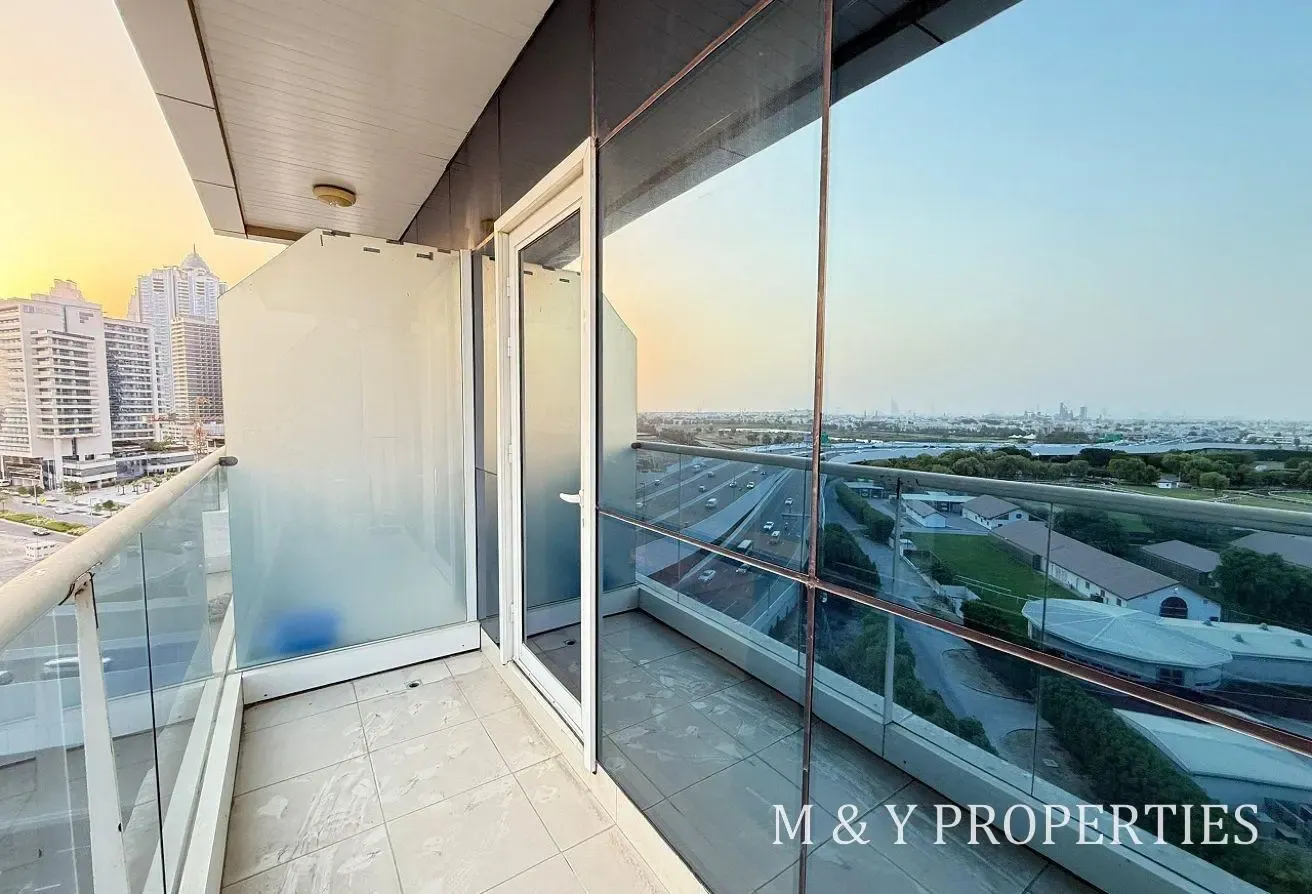 Vacant Furnished Studio in Business Bay