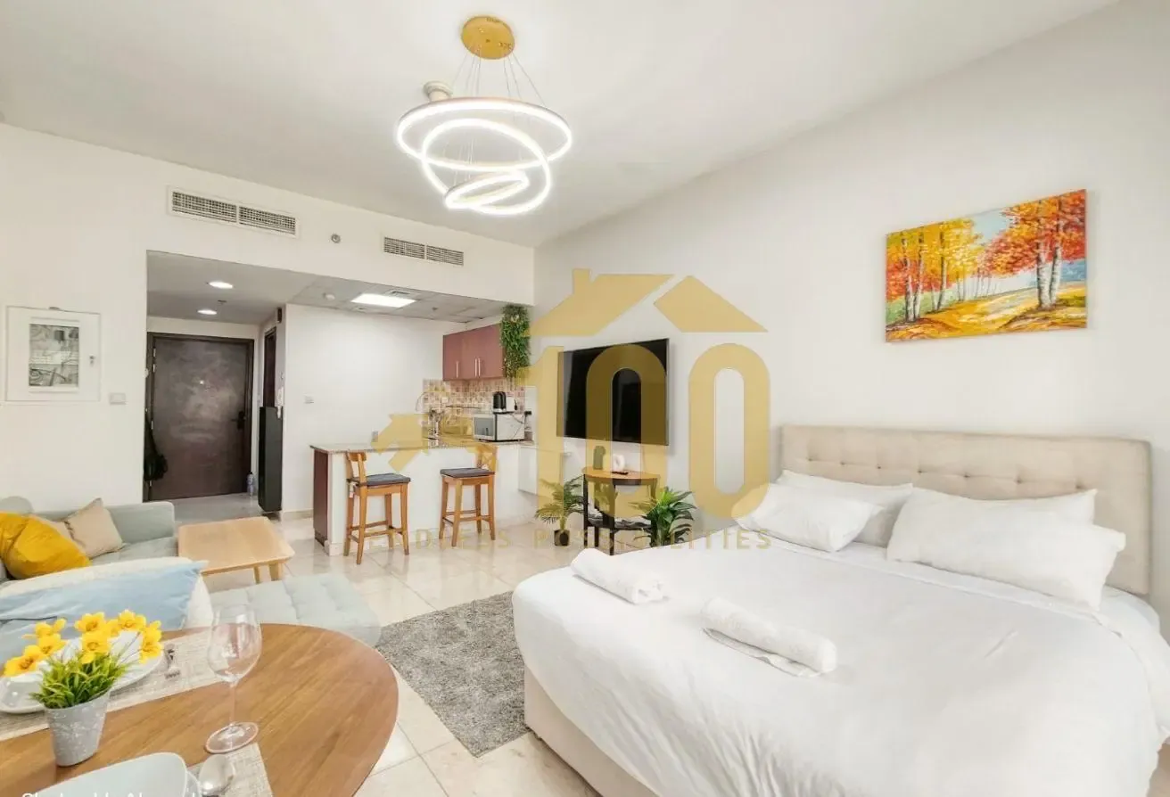 Large Layout Studio| Vacant  | Business Bay  |