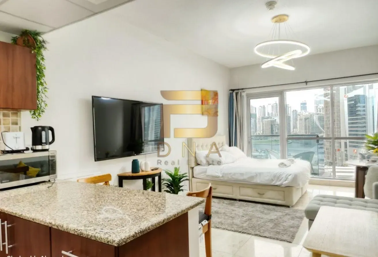 Fully Furnished With Balcony Bright Unit