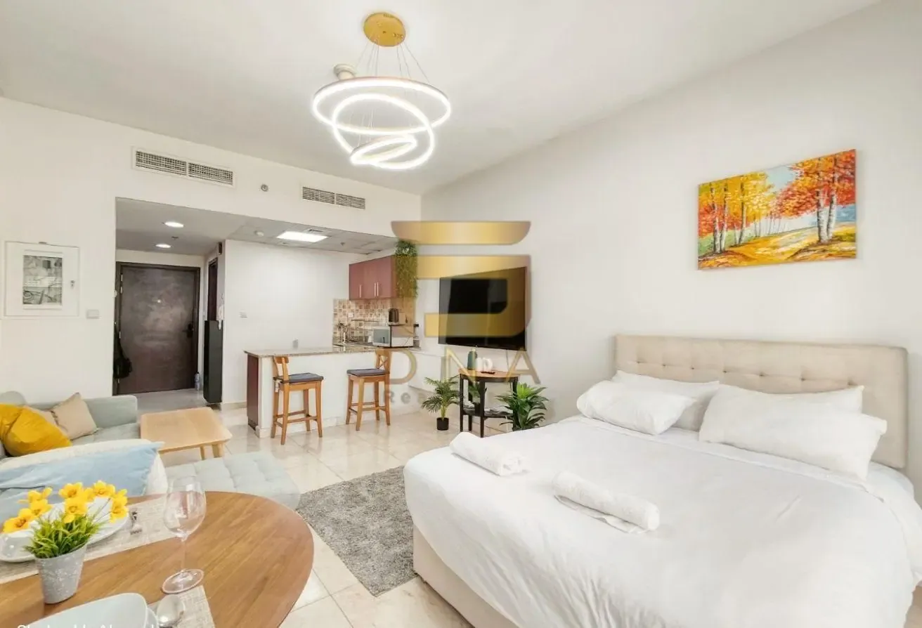 Fully Furnished With Balcony Bright Unit