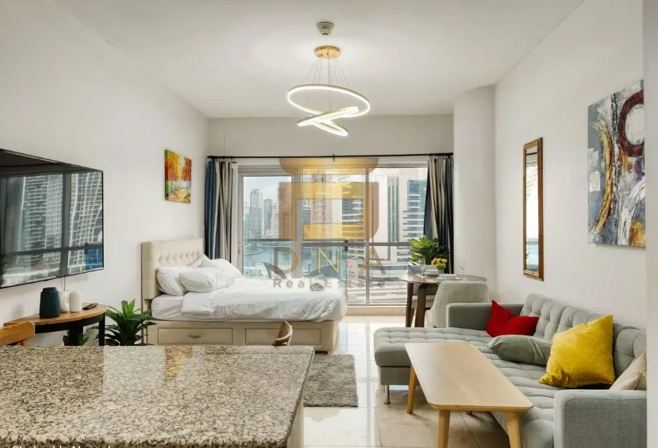 Fully Furnished With Balcony Bright Unit