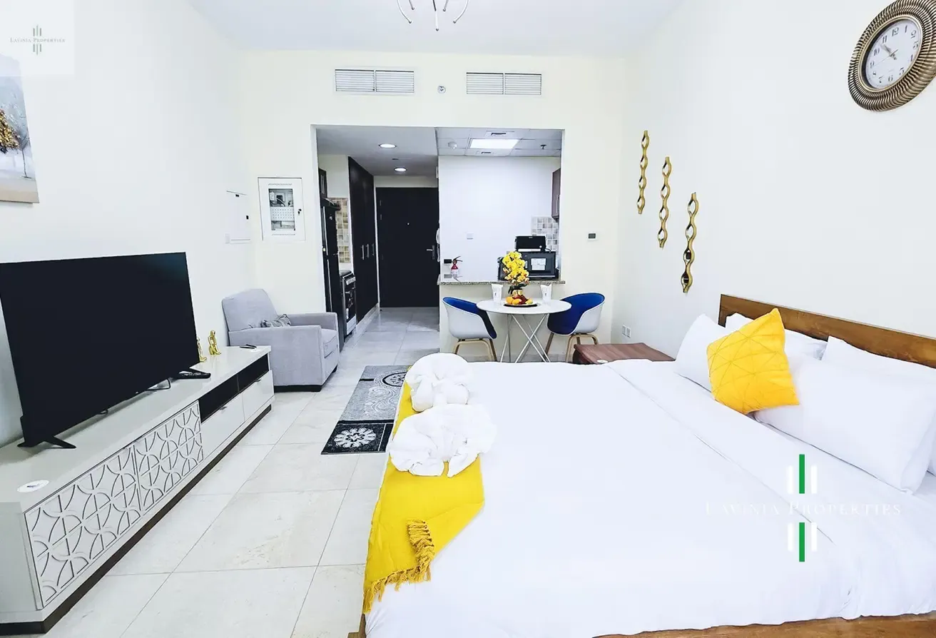 SPACIOUS 1 STUDIO APARTMENT IN PRIME LOCATION
