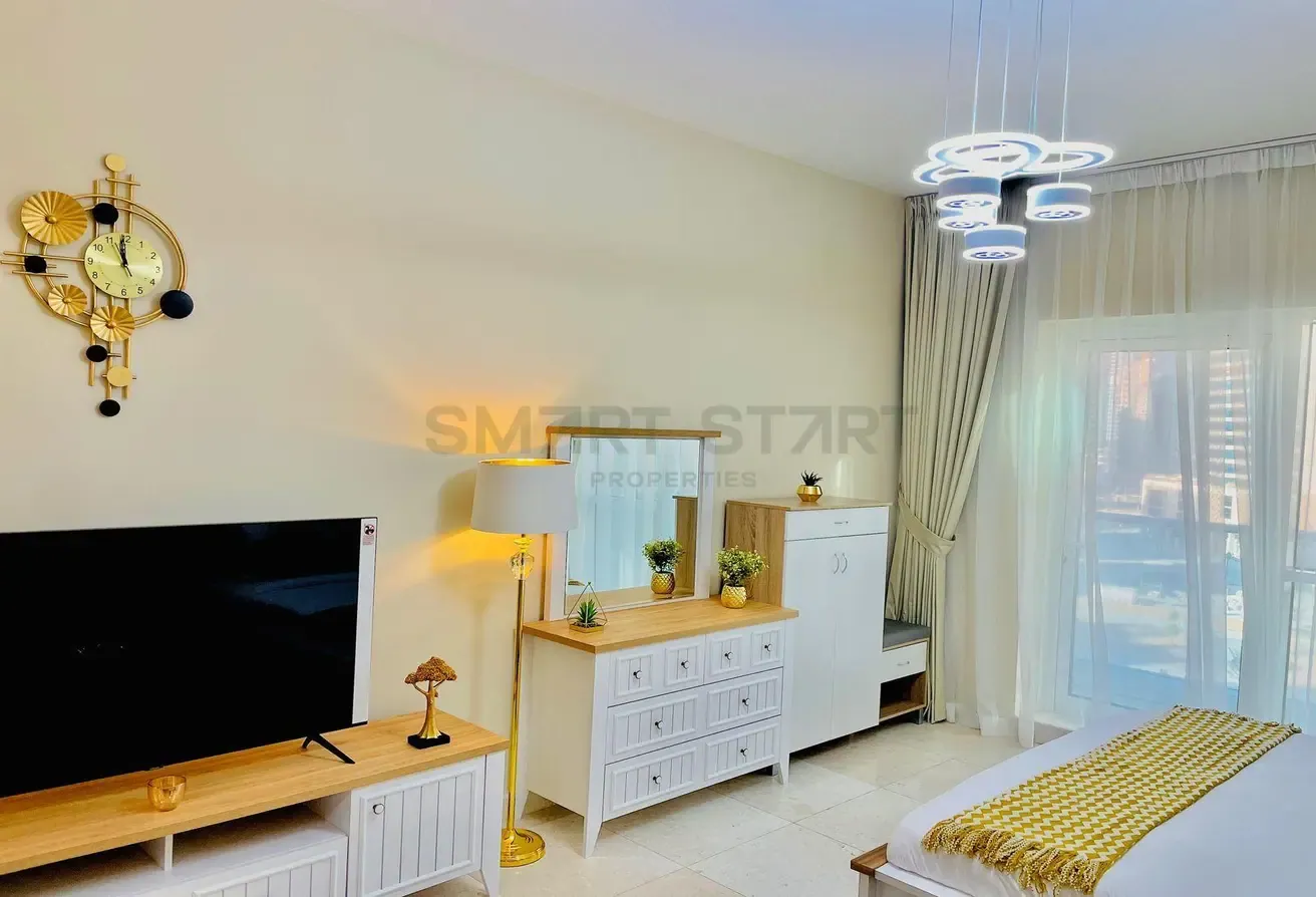 Furnished / Multiple Cheques / Nice Layout