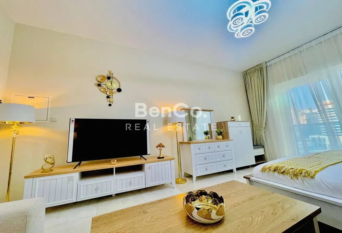 Fully Furnished | 12 Cheques Option | Vacant
