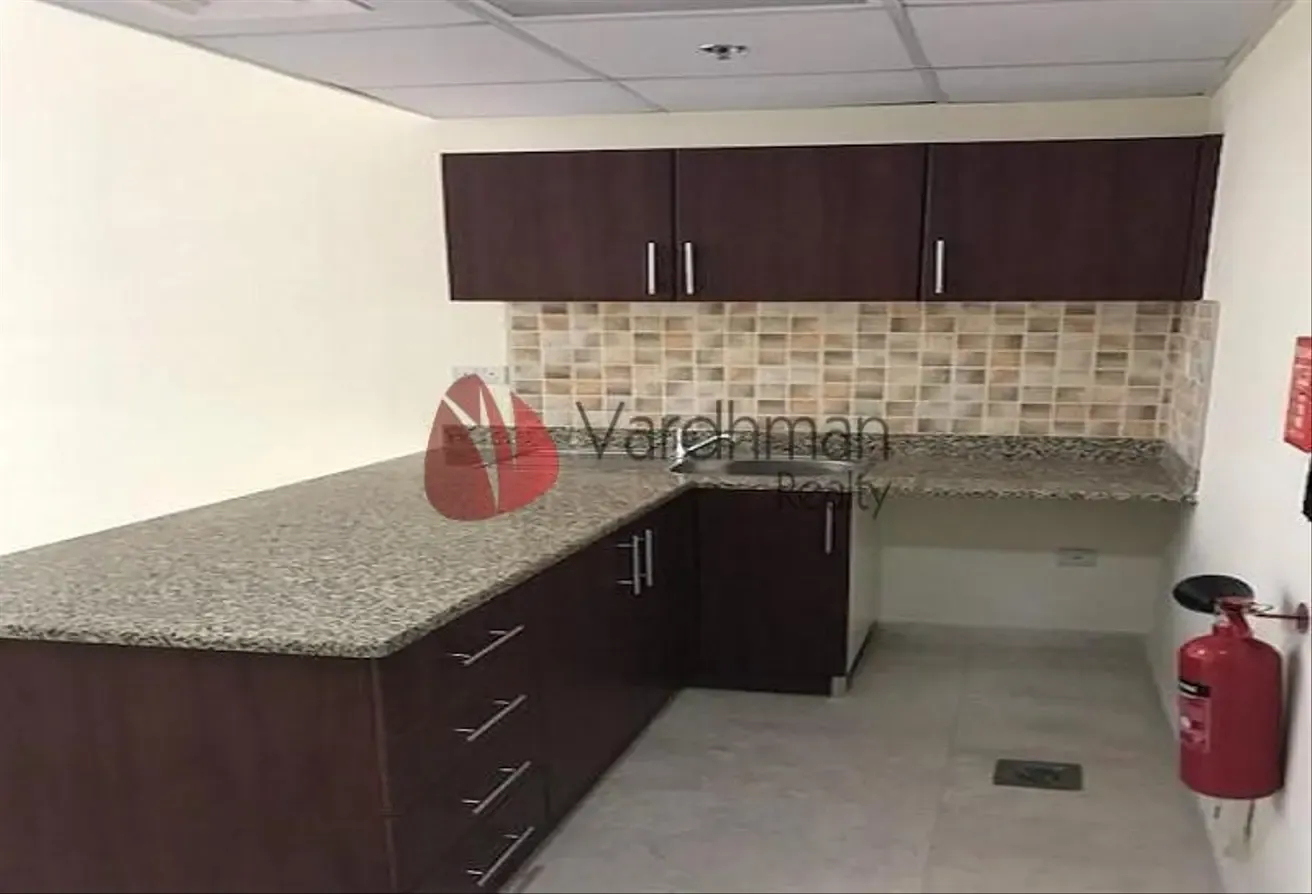 SPACIOUS STUDIO | WITH BALCONY | READY TO MOVE IN