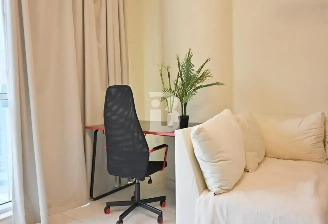 SPACIOUS | FULLY FURNISHED | VACANT NOW