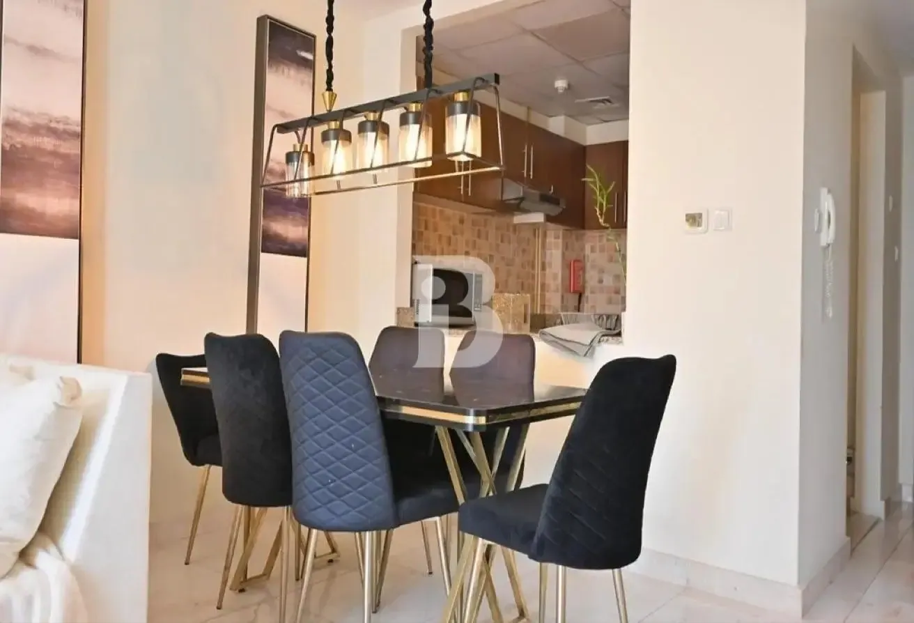 SPACIOUS | FULLY FURNISHED | VACANT NOW