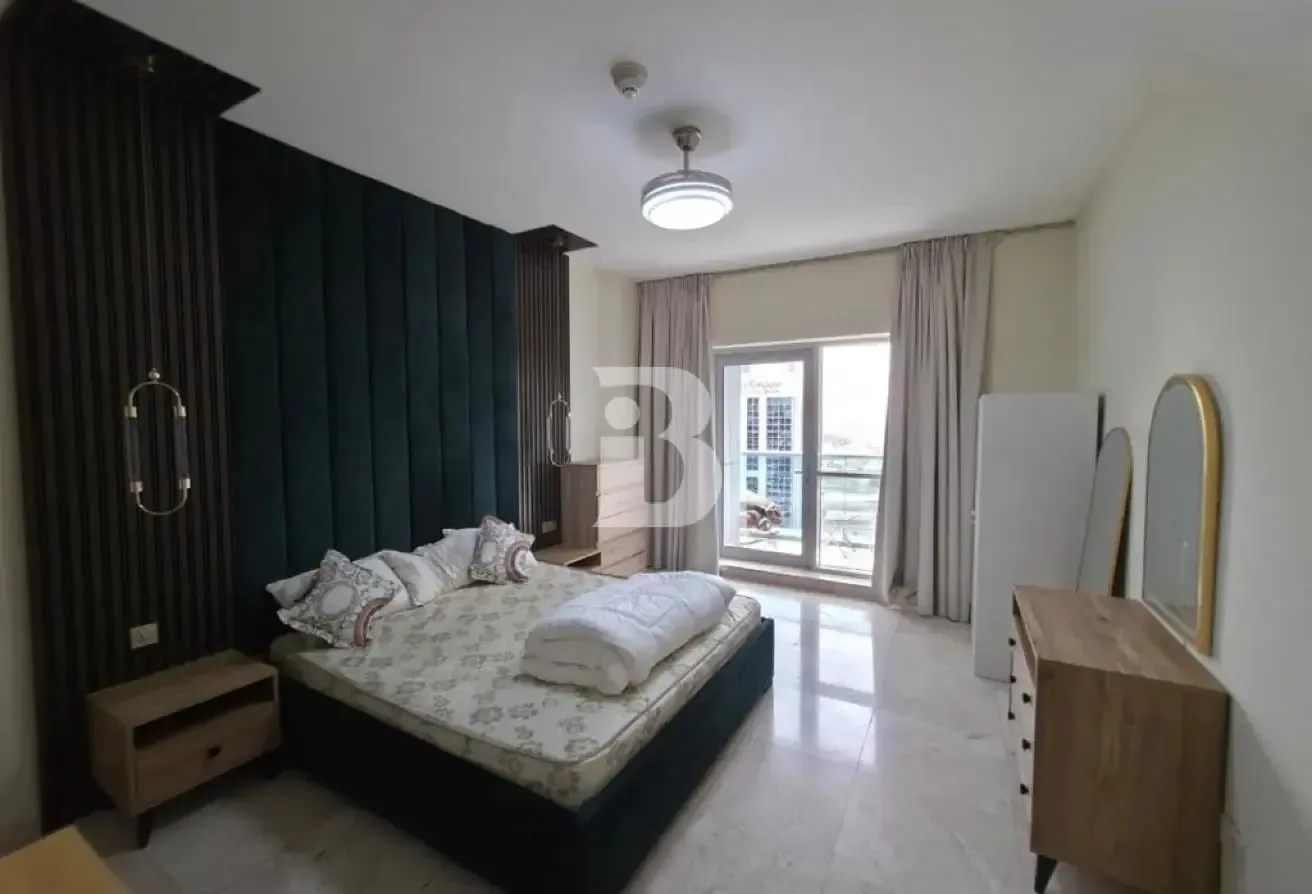 SPACIOUS | FULLY FURNISHED | VACANT NOW