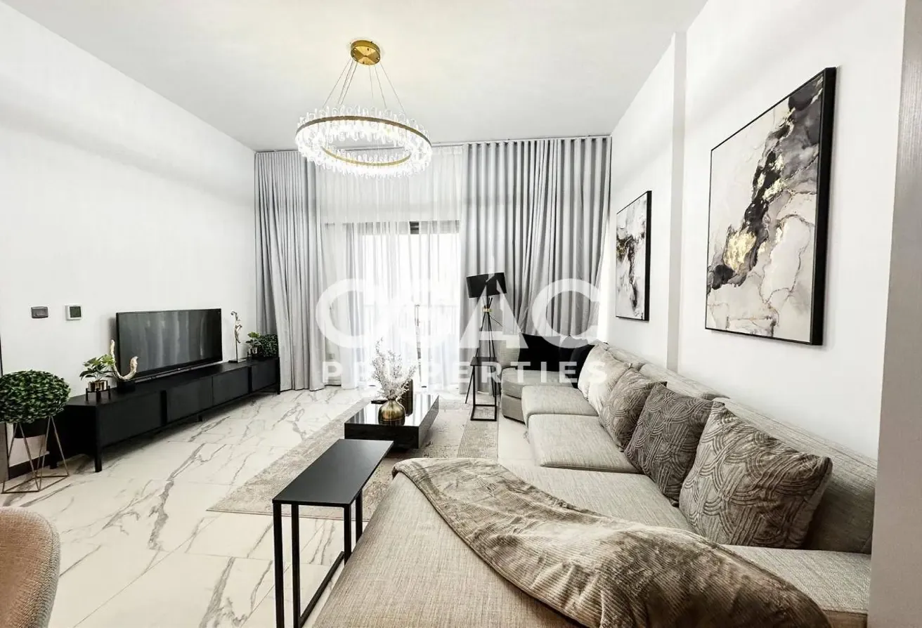 Fully Furnished  | Vacant | Spacious | Walk-in