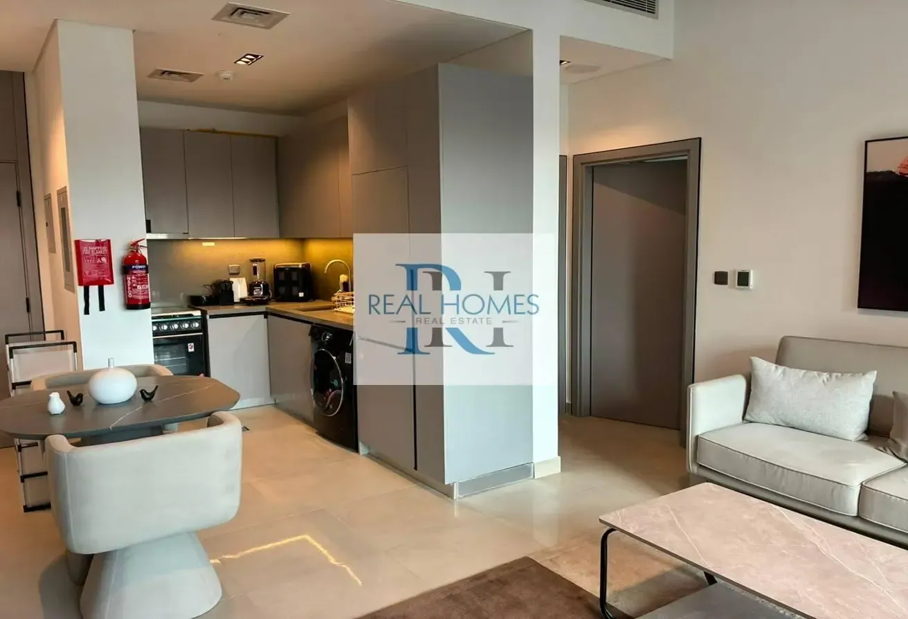 Corner Unit | Furnished | Vacant