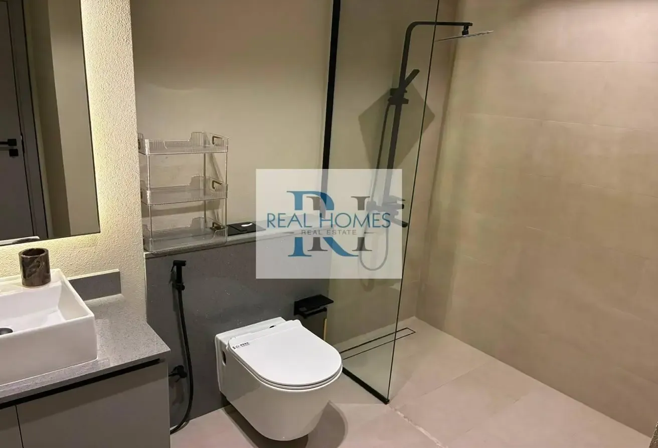 Corner Unit | Furnished | Vacant