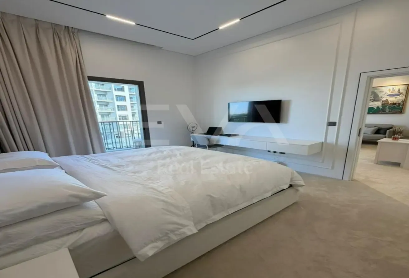 FULLY FURNISHED | COMMUNITY VIEW | VACANT