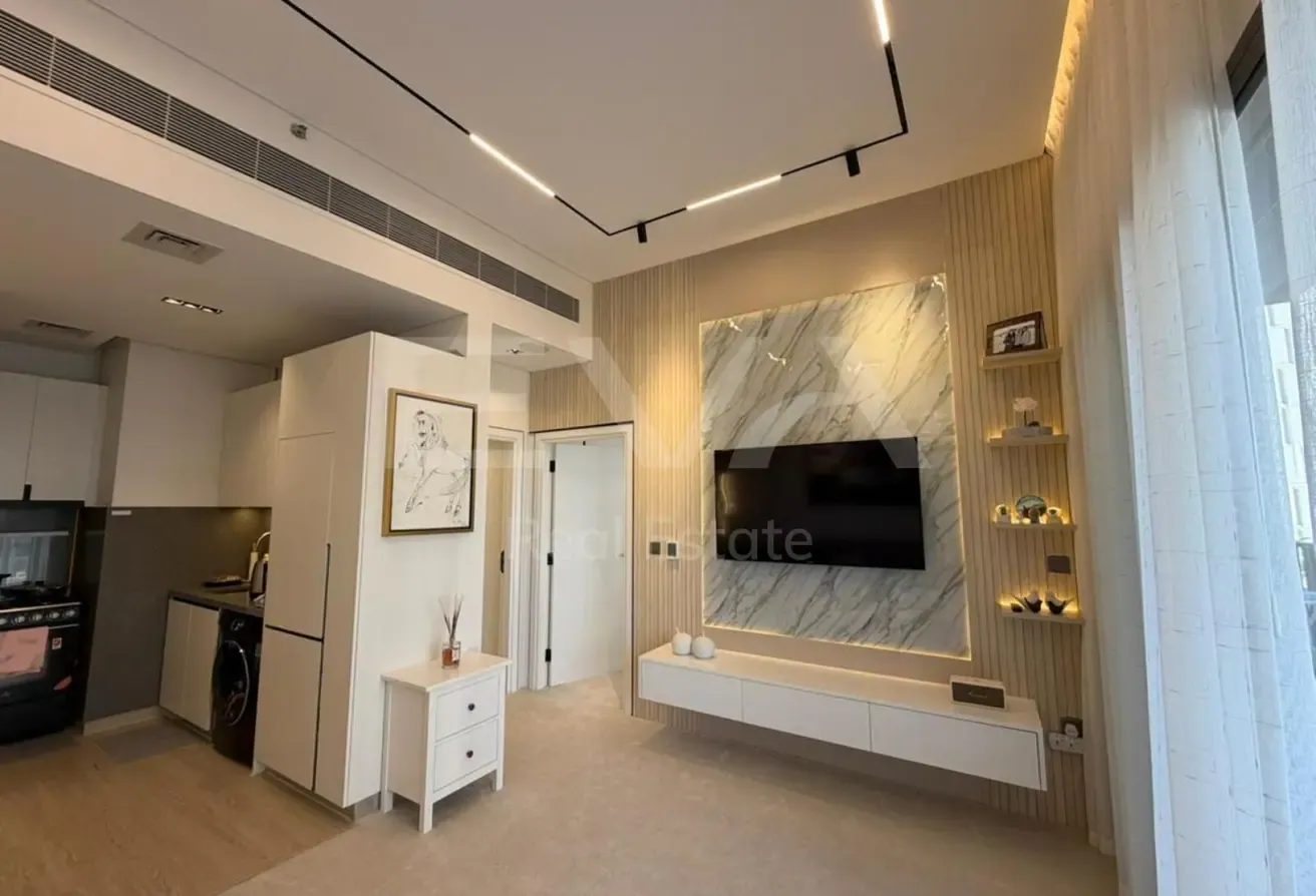 FULLY FURNISHED | COMMUNITY VIEW | VACANT