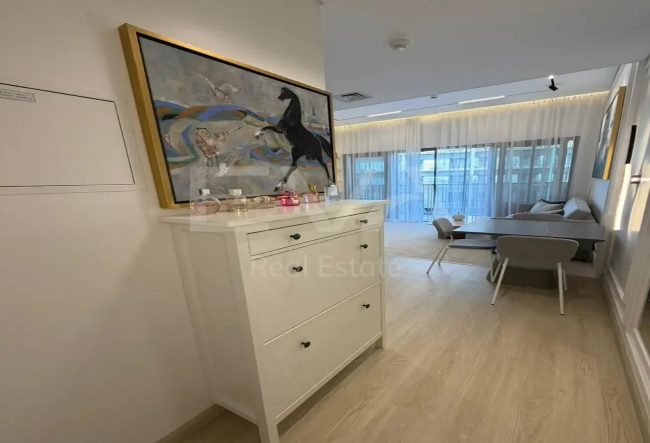 FULLY FURNISHED | COMMUNITY VIEW | VACANT