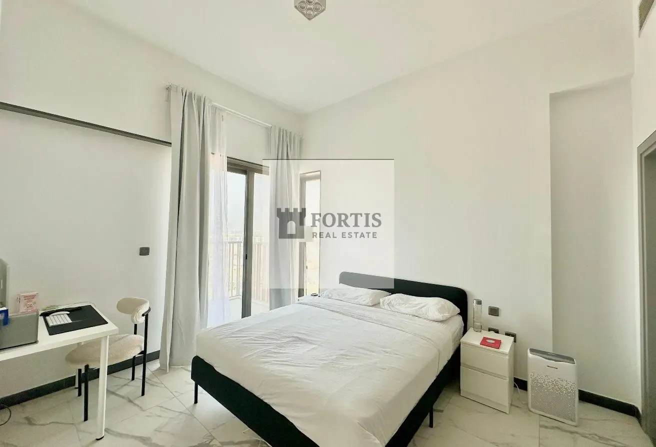 Furnished | High Floor | Almost new community