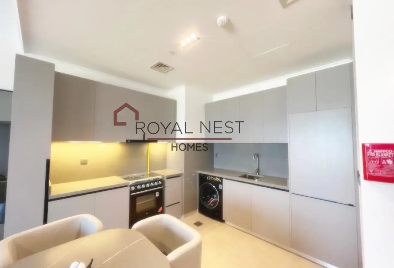 Big Layout | Mid Floor | Semi Closed Kitchen