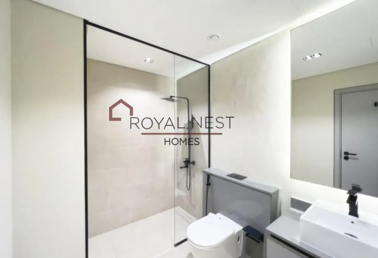 Big Layout | Mid Floor | Semi Closed Kitchen