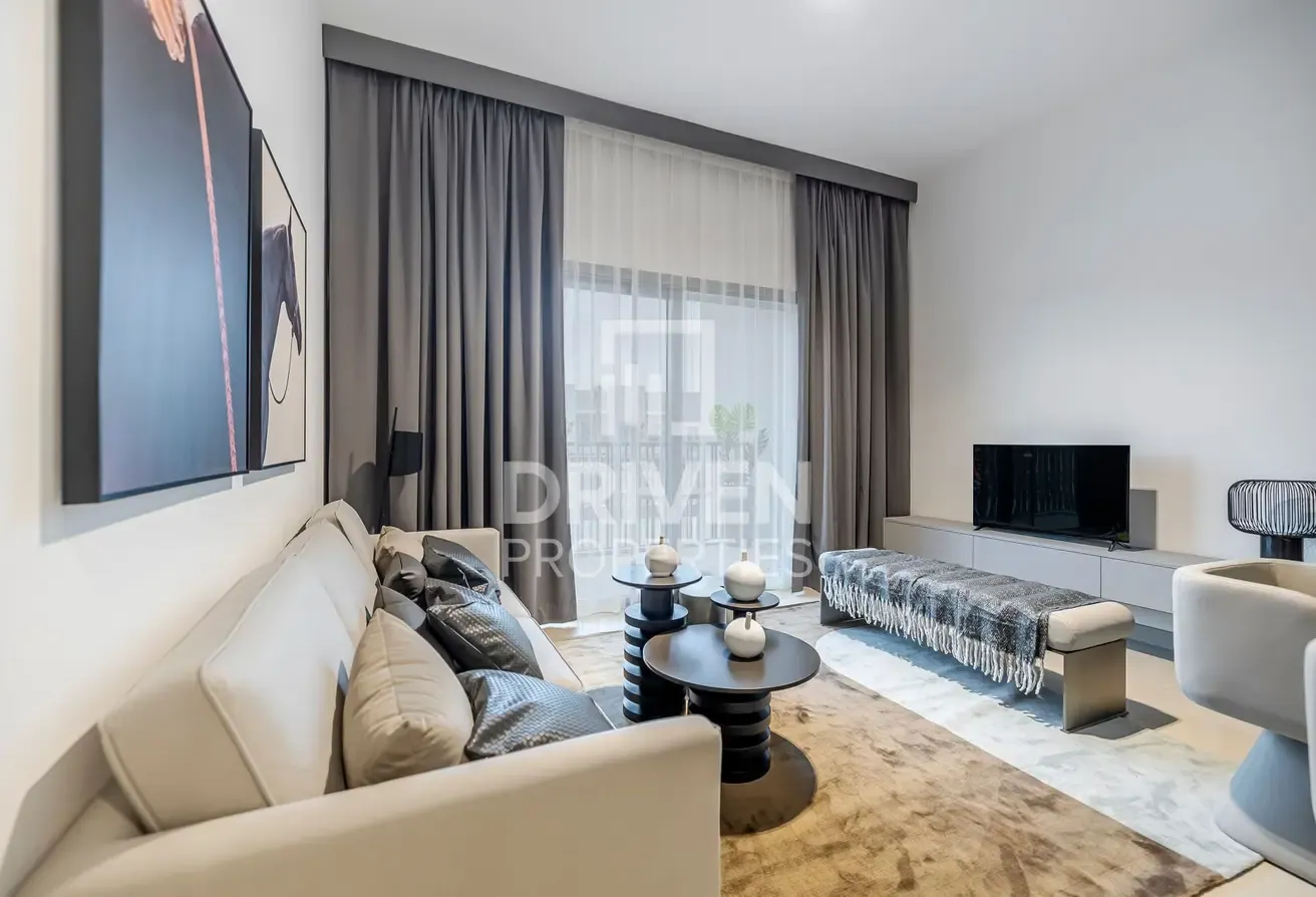 Fully Furnished | Corner Spacious Unit | Available