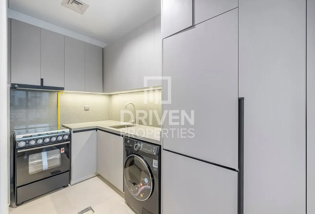 Fully Furnished | Corner Spacious Unit | Available