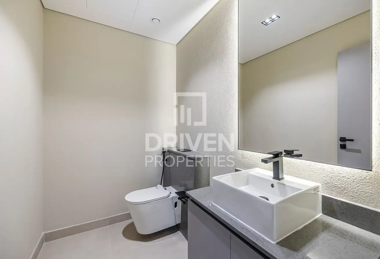 Fully Furnished | Corner Spacious Unit | Available