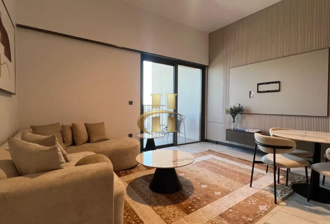 Ready to Move in -Fully Furnished-Premium Location