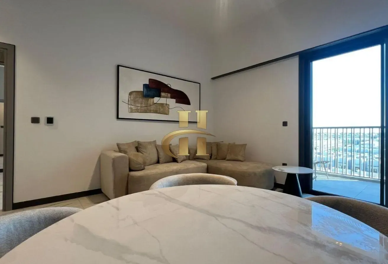 Ready to Move in -Fully Furnished-Premium Location