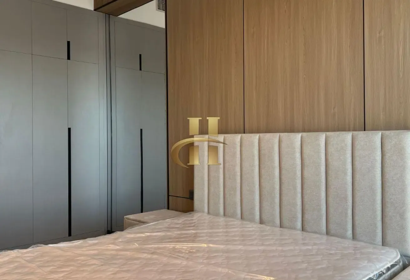 Ready to Move in -Fully Furnished-Premium Location