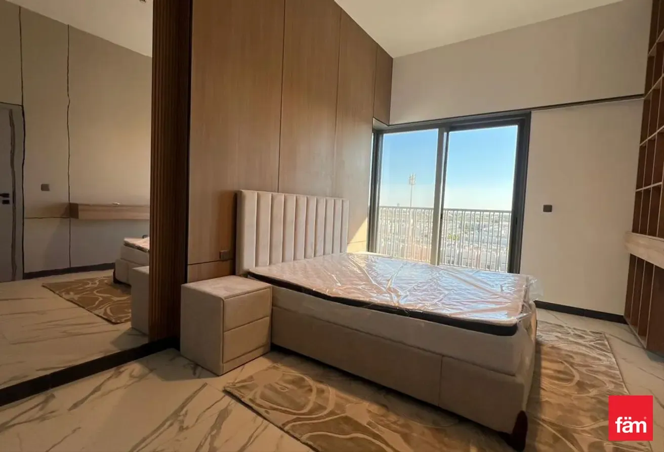Vacant on 17th Feb Brand New Furniture High Floor