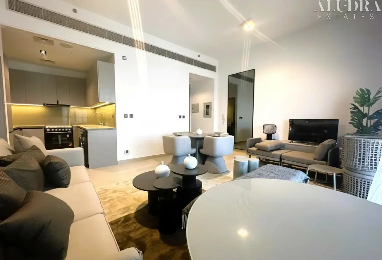 Brand New 1BR | Corner Unit | Italian Furniture