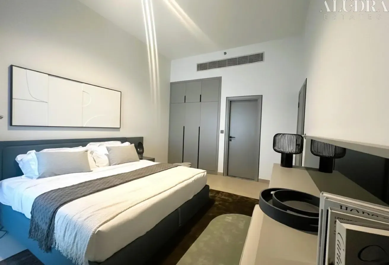 Brand New 1BR | Corner Unit | Italian Furniture