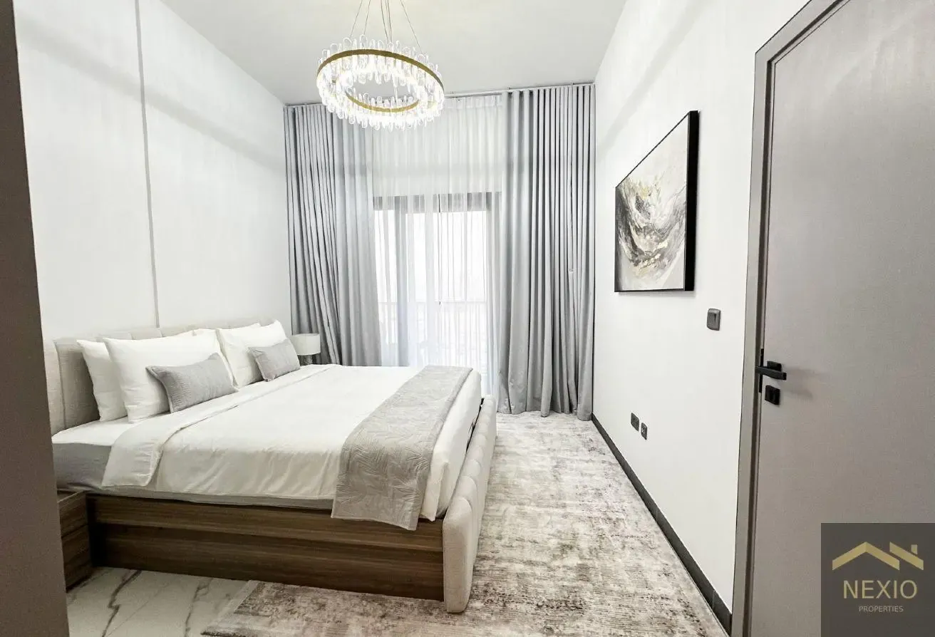 Well Maintained | Ready to move | Bright Unit
